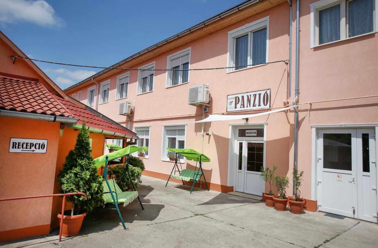Central Panzio Szentes Exterior photo